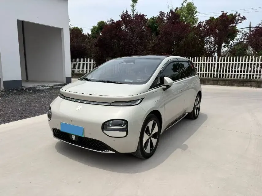 2023 BaoJun Cloud BEV 50.6KWH,autocango,china used car exporter,china ev exporter,chinese used car exporter,chinese used ev exporter