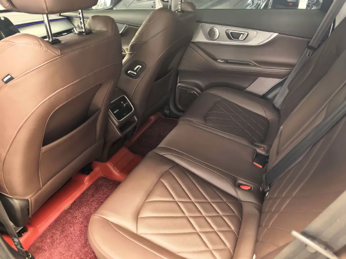 2022 Chery Tiggo 8 PRO 1.6T 197HP L4 7DCT,autocango,china used car exporter,china ev exporter,chinese used car exporter,chinese used ev exporter
