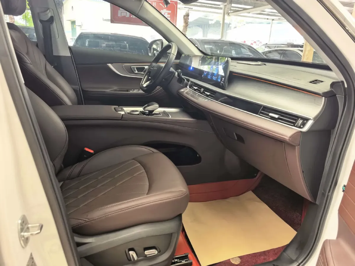 2022 Chery Tiggo 8 PRO 1.6T 197HP L4 7DCT,autocango,china used car exporter,china ev exporter,chinese used car exporter,chinese used ev exporter