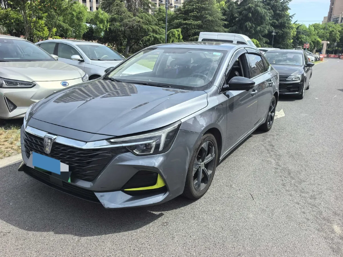 2020 Roewe i6 MAX 1.5T 169HP L4 AMT PHEV,autocango,china used car exporter,china ev exporter,chinese used car exporter,chinese used ev exporter