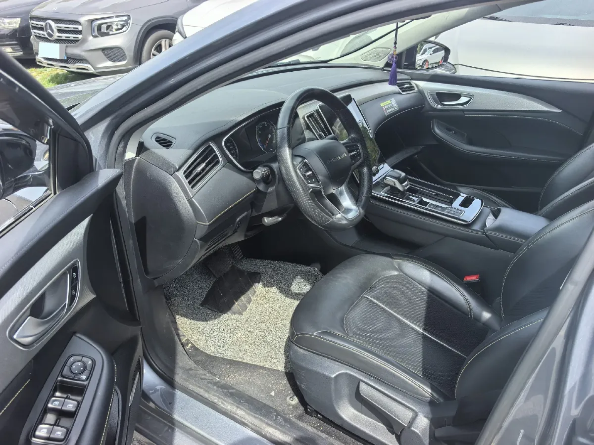 2020 Roewe i6 MAX 1.5T 169HP L4 AMT PHEV,autocango,china used car exporter,china ev exporter,chinese used car exporter,chinese used ev exporter