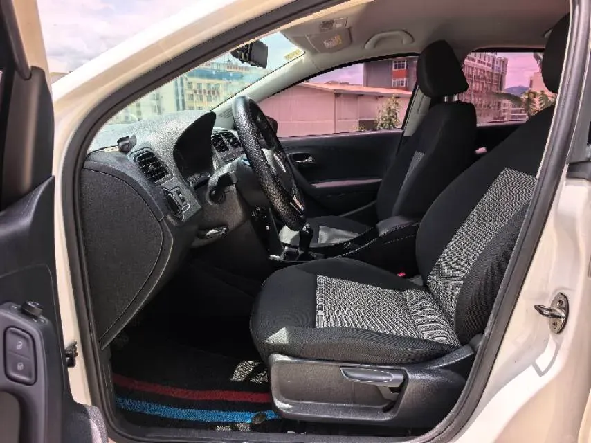 2016 Volkswagen Polo 1.4L 90HP L4 5MT,autocango,china used car exporter,china ev exporter,chinese used car exporter,chinese used ev exporter