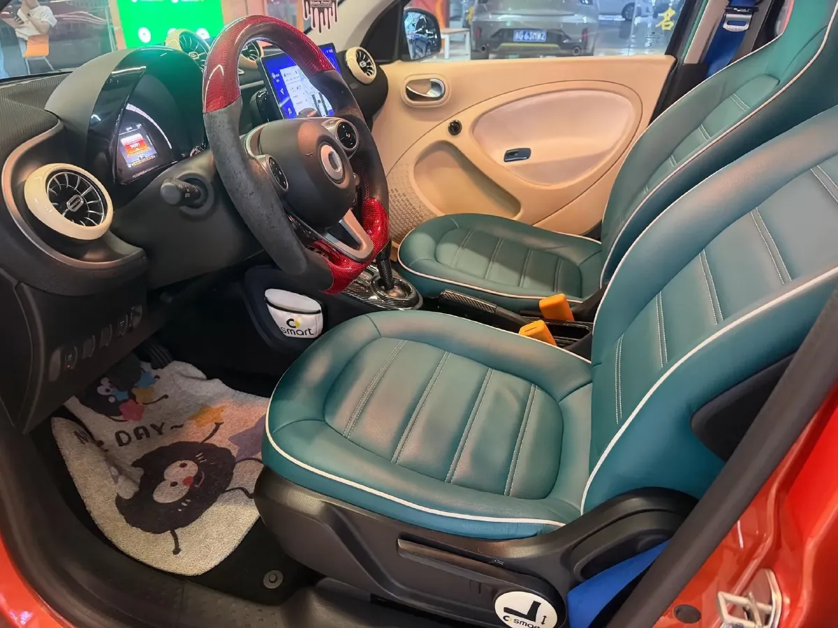 2016 Smart smart forfour 1.0L 71HP L3 6DCT,autocango,china used car exporter,china ev exporter,chinese used car exporter,chinese used ev exporter