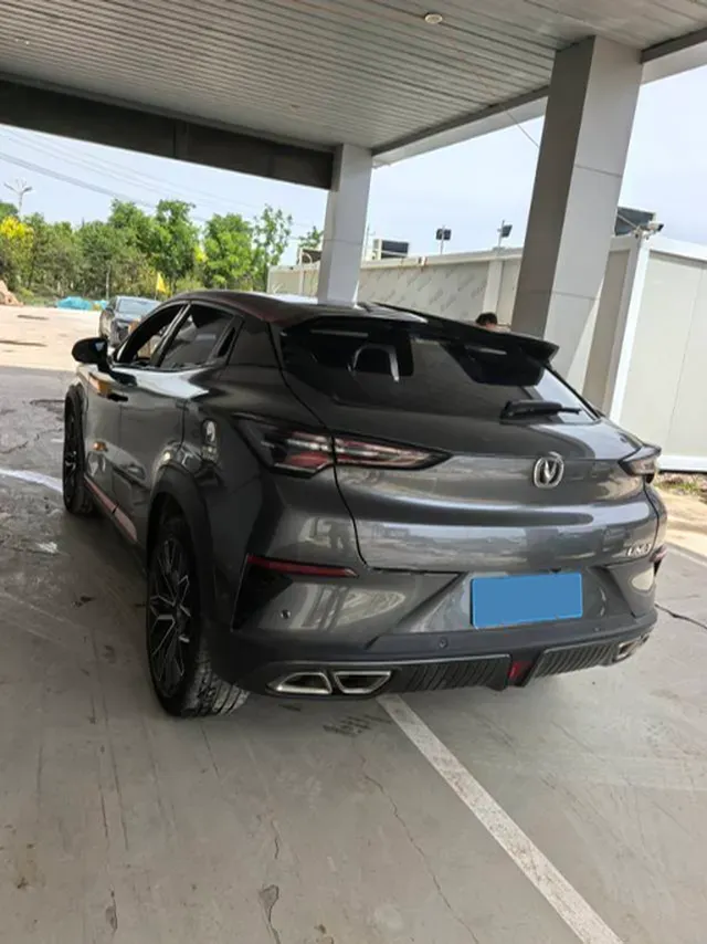 2022 ChangAn UNI-T 1.5T 188HP L4 7DCT,autocango,china used car exporter,china ev exporter,chinese used car exporter,chinese used ev exporter