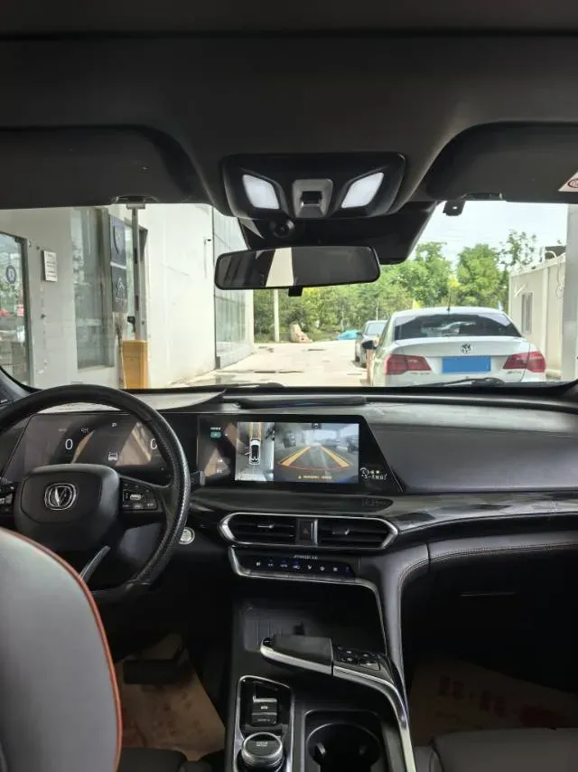 2022 ChangAn UNI-T 1.5T 188HP L4 7DCT,autocango,china used car exporter,china ev exporter,chinese used car exporter,chinese used ev exporter