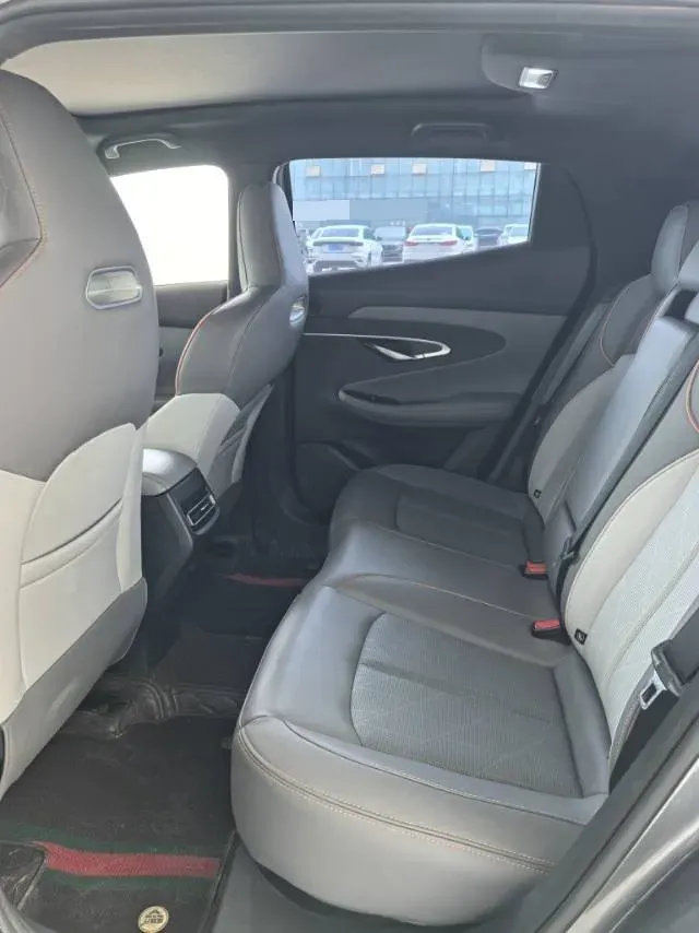 2022 ChangAn UNI-T 1.5T 188HP L4 7DCT,autocango,china used car exporter,china ev exporter,chinese used car exporter,chinese used ev exporter