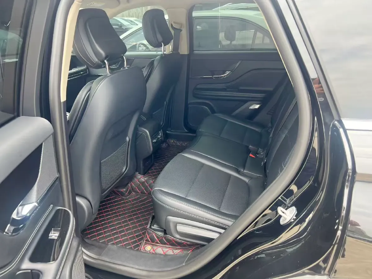 2025 Lincoln Corsair 2.0T 261HP L4 8AT,autocango,china used car exporter,china ev exporter,chinese used car exporter,chinese used ev exporter