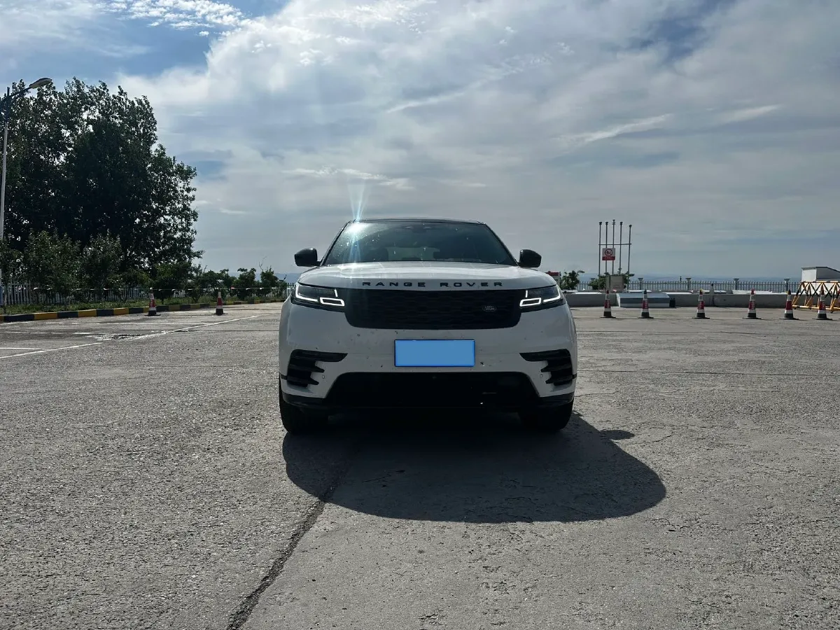 2023 Land Rover Range Rover Velar 2.0T 250HP L4 8AT,autocango,china used car exporter,china ev exporter,chinese used car exporter,chinese used ev exporter