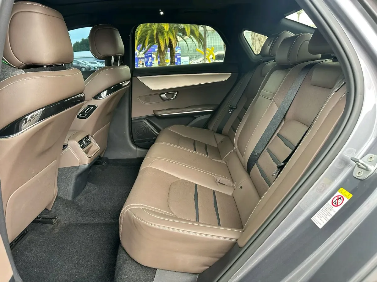 2020 WEY VV7 2.0T 227HP L4 7DCT PHEV,autocango,china used car exporter,china ev exporter,chinese used car exporter,chinese used ev exporter