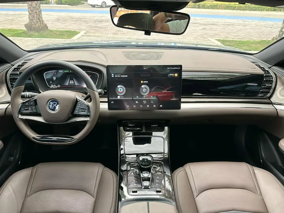 2020 WEY VV7 2.0T 227HP L4 7DCT PHEV,autocango,china used car exporter,china ev exporter,chinese used car exporter,chinese used ev exporter
