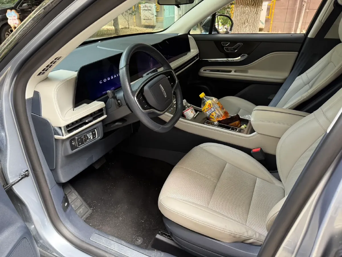 2024 Lincoln Corsair 2.0T 261HP L4 8AT,autocango,china used car exporter,china ev exporter,chinese used car exporter,chinese used ev exporter