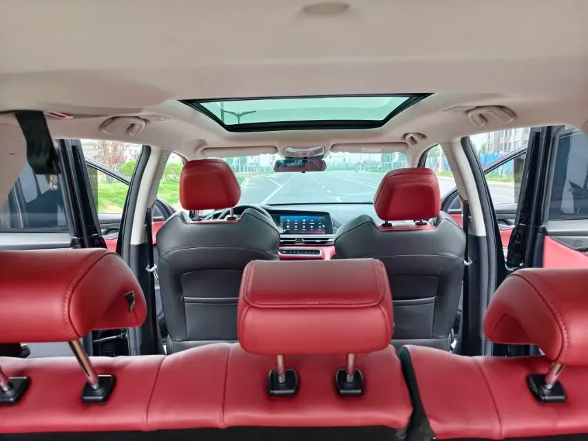 2021 ChangAn CS75 Plus 1.5T 178HP L4 6AT,autocango,china used car exporter,china ev exporter,chinese used car exporter,chinese used ev exporter