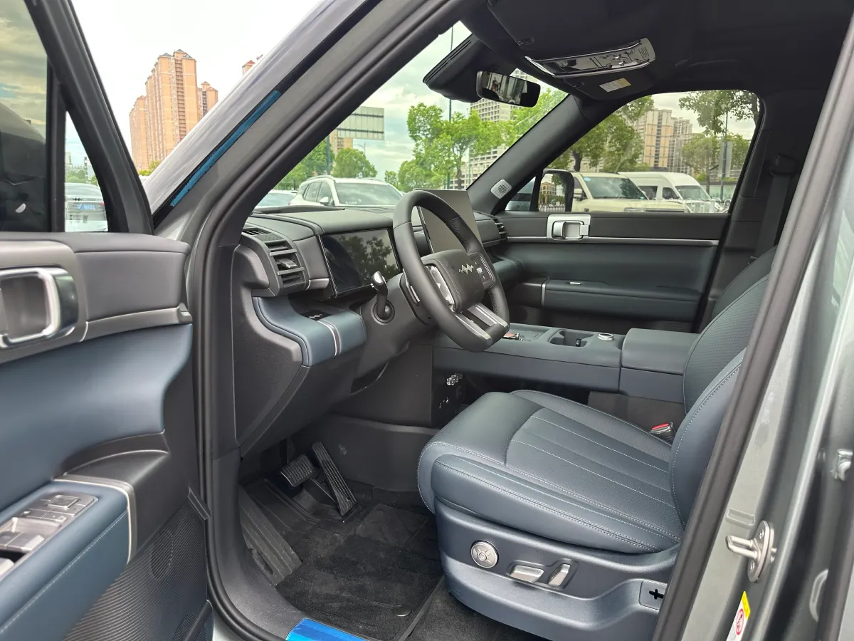 2025 FangChengBao Tai 7 1.5T 156HP L4 E-CVT PHEV,autocango,china used car exporter,china ev exporter,chinese used car exporter,chinese used ev exporter