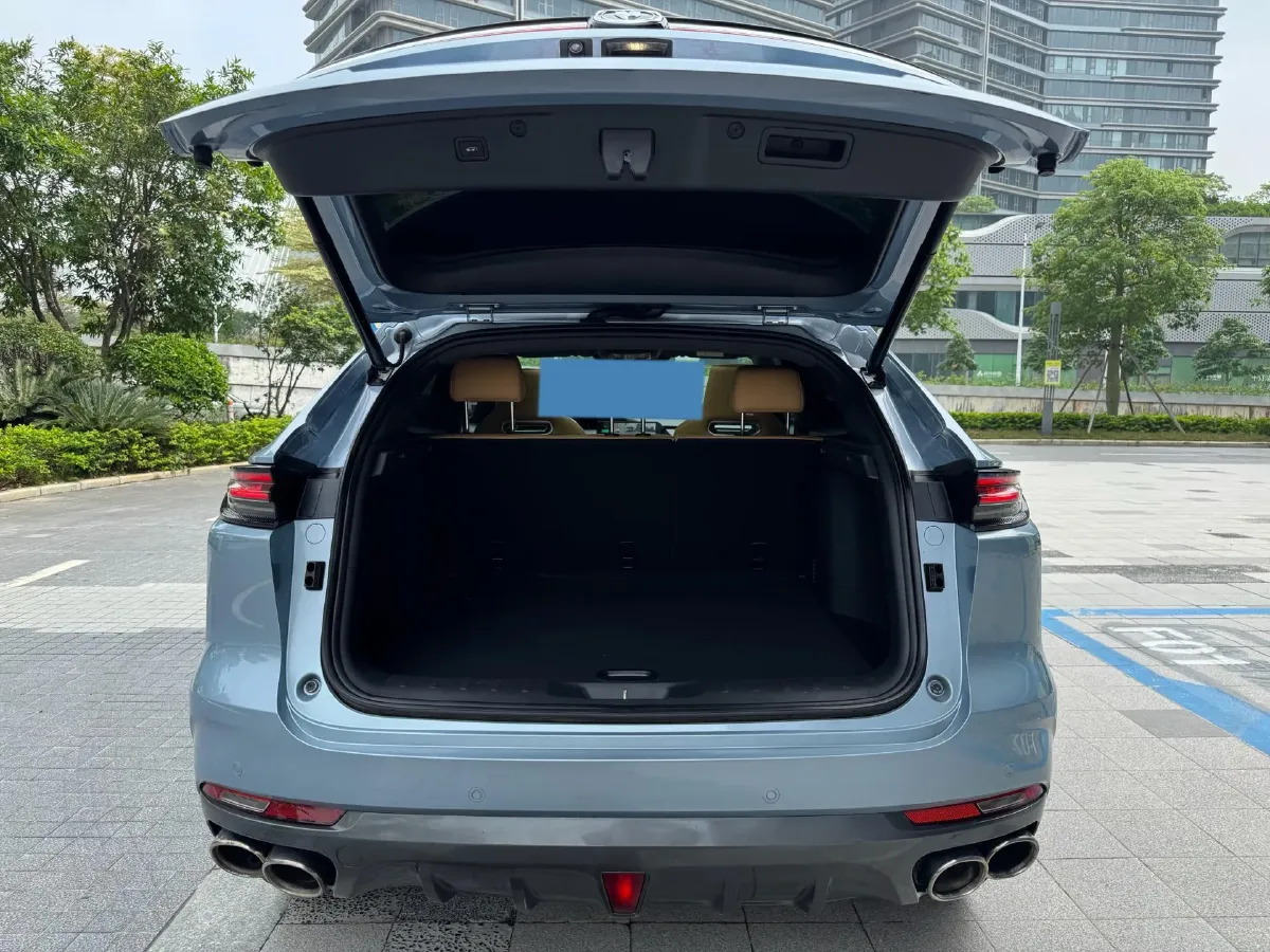 2021 ChangAn UNI-K 2.0T 233HP L4 8AT,autocango,china used car exporter,china ev exporter,chinese used car exporter,chinese used ev exporter