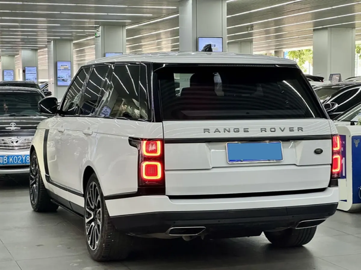 2018 Land Rover Range Rover Evoque 2.0T 241HP L4 9AT,autocango,china used car exporter,china ev exporter,chinese used car exporter,chinese used ev exporter