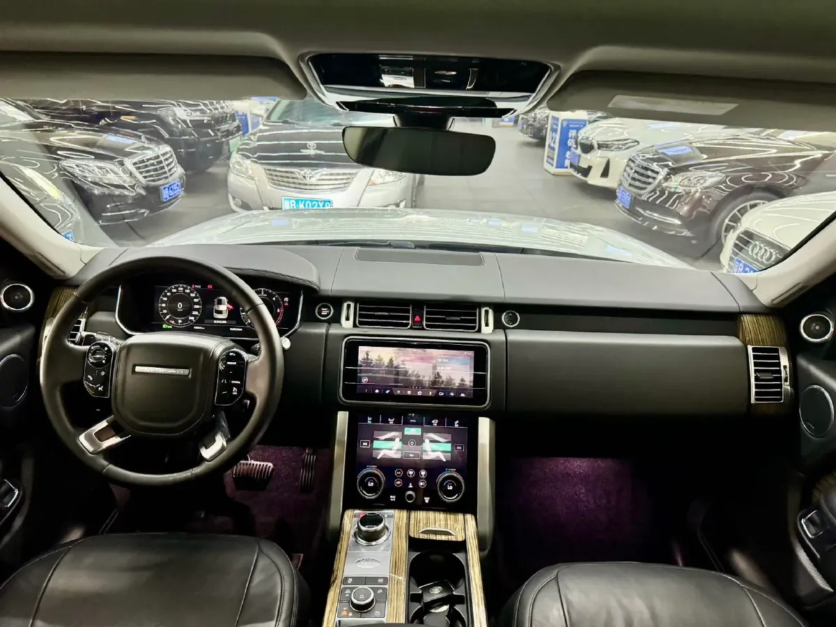 2018 Land Rover Range Rover Evoque 2.0T 241HP L4 9AT,autocango,china used car exporter,china ev exporter,chinese used car exporter,chinese used ev exporter