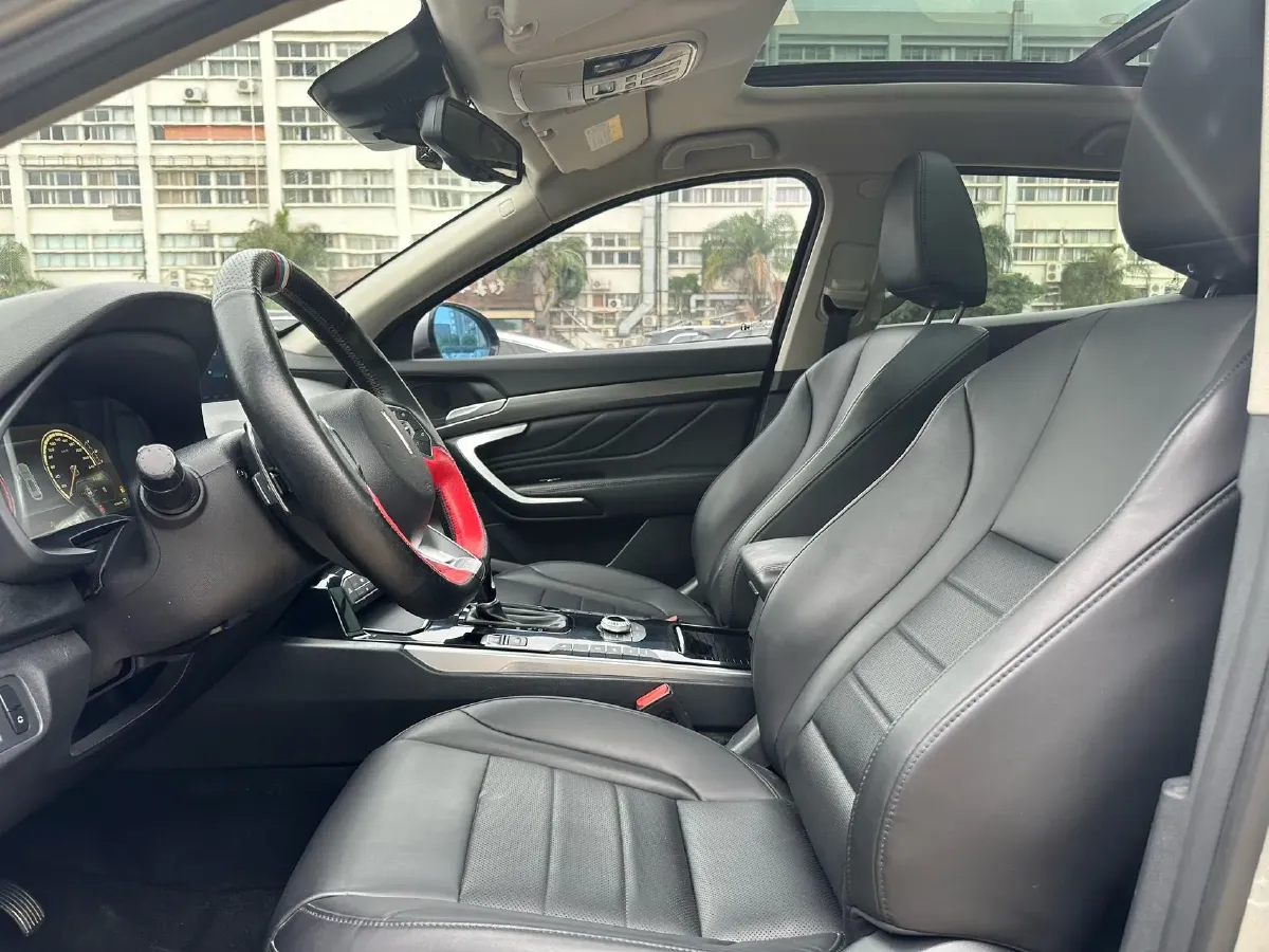 2017 WEY VV7 2.0T 234HP L4 7DCT,autocango,china used car exporter,china ev exporter,chinese used car exporter,chinese used ev exporter