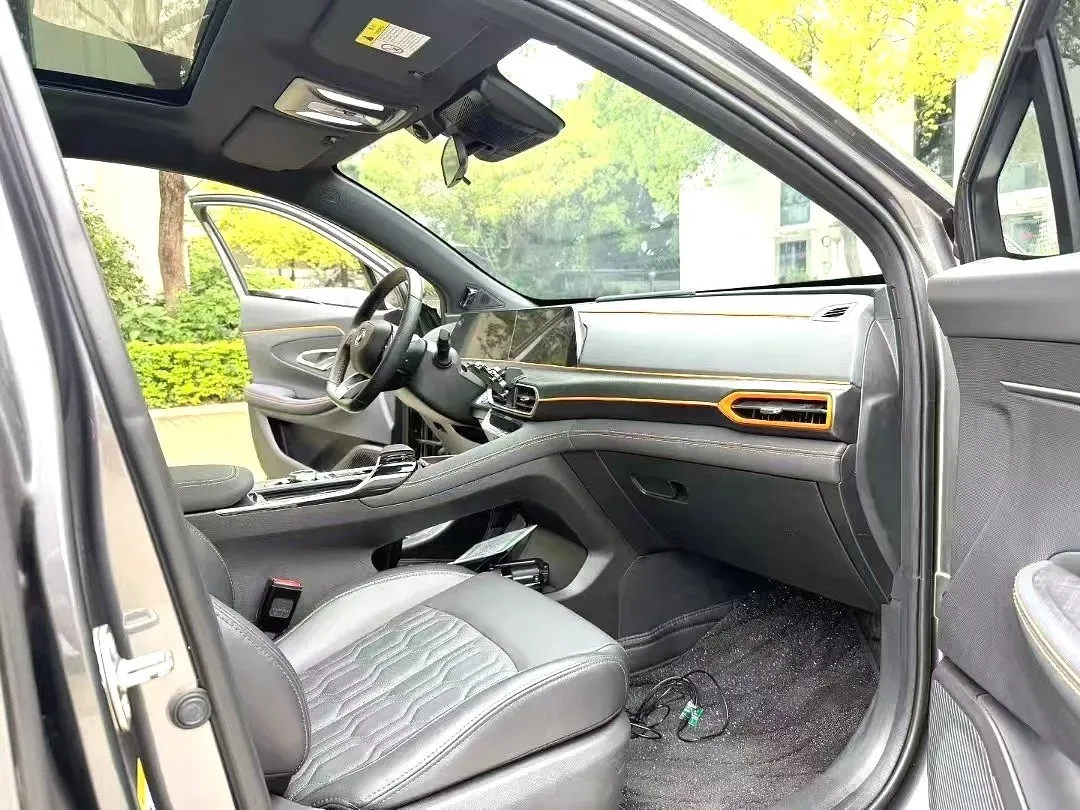 2022 ChangAn UNI-T 1.5T 188HP L4 7DCT,autocango,china used car exporter,china ev exporter,chinese used car exporter,chinese used ev exporter
