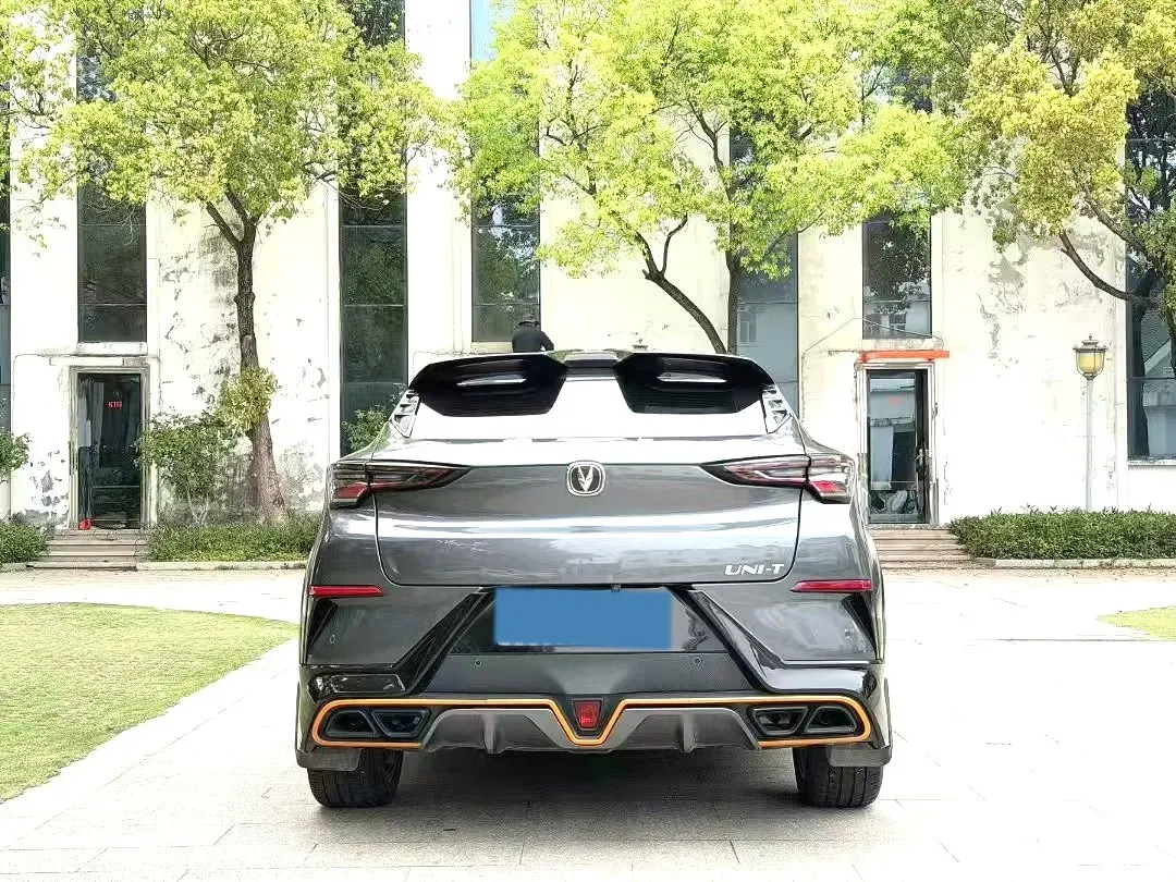 2022 ChangAn UNI-T 1.5T 188HP L4 7DCT,autocango,china used car exporter,china ev exporter,chinese used car exporter,chinese used ev exporter