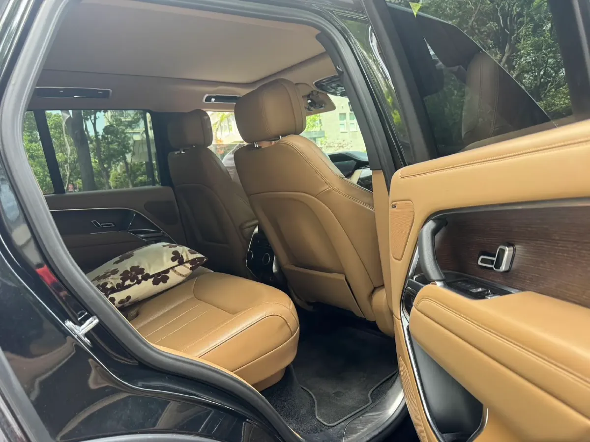 2023 Land Rover Range Rover 3.0T 360HP L6 8AT,autocango,china used car exporter,china ev exporter,chinese used car exporter,chinese used ev exporter