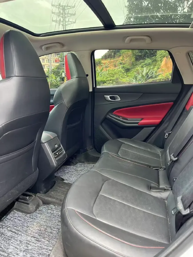 2022 ChangAn Oshan X7 Plus 1.5T 188HP L4 7DCT,autocango,china used car exporter,china ev exporter,chinese used car exporter,chinese used ev exporter