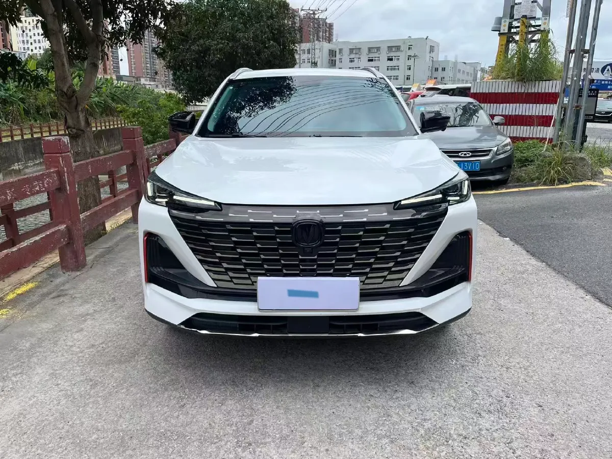 2022 ChangAn Oshan X7 Plus 1.5T 188HP L4 7DCT,autocango,china used car exporter,china ev exporter,chinese used car exporter,chinese used ev exporter