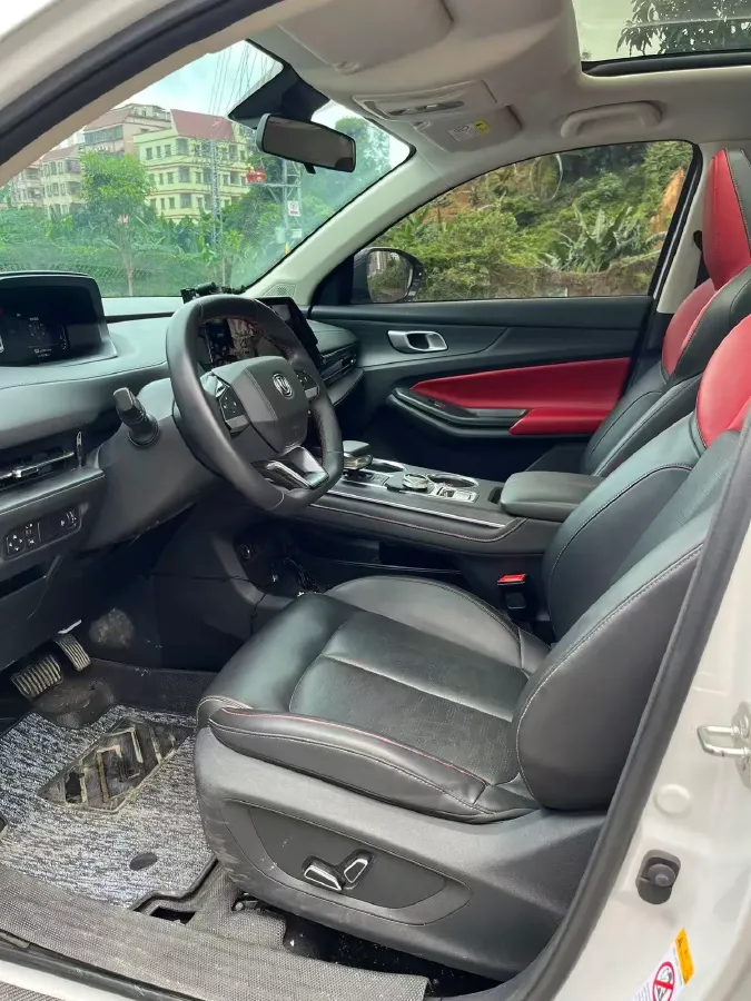 2022 ChangAn Oshan X7 Plus 1.5T 188HP L4 7DCT,autocango,china used car exporter,china ev exporter,chinese used car exporter,chinese used ev exporter
