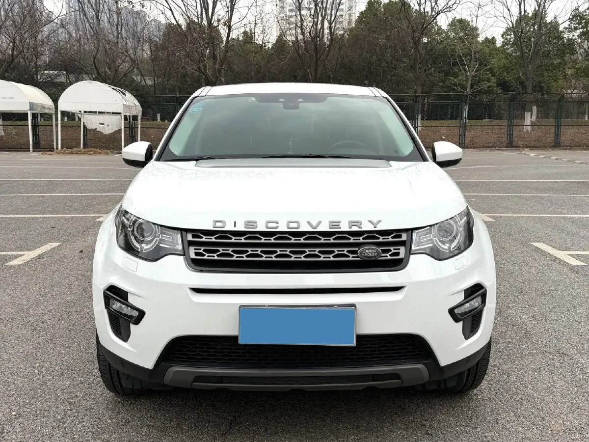 2018 Land Rover Discovery Sport 2.0T 241HP L4 9AT,autocango,china used car exporter,china ev exporter,chinese used car exporter,chinese used ev exporter