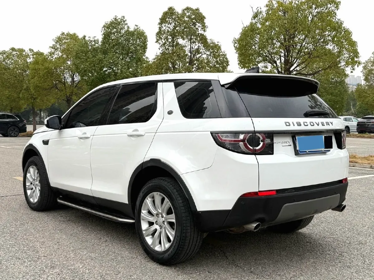 2018 Land Rover Discovery Sport 2.0T 241HP L4 9AT,autocango,china used car exporter,china ev exporter,chinese used car exporter,chinese used ev exporter