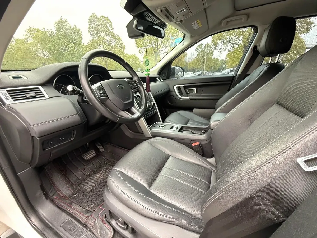 2018 Land Rover Discovery Sport 2.0T 241HP L4 9AT,autocango,china used car exporter,china ev exporter,chinese used car exporter,chinese used ev exporter
