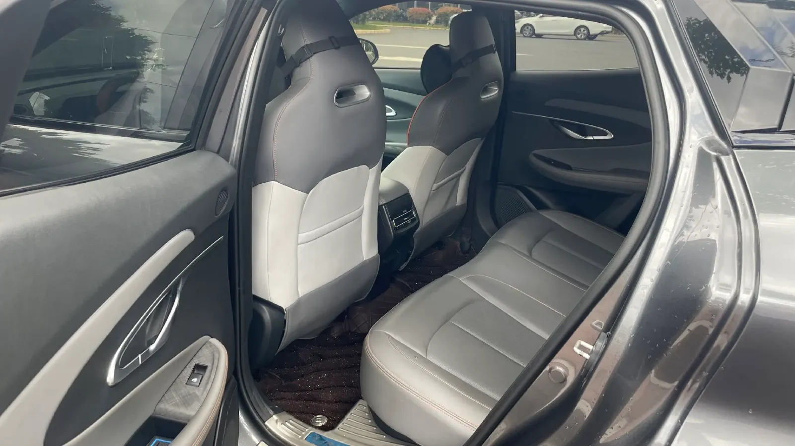 2020 ChangAn UNI-T 1.5T 180HP L4 7DCT,autocango,china used car exporter,china ev exporter,chinese used car exporter,chinese used ev exporter