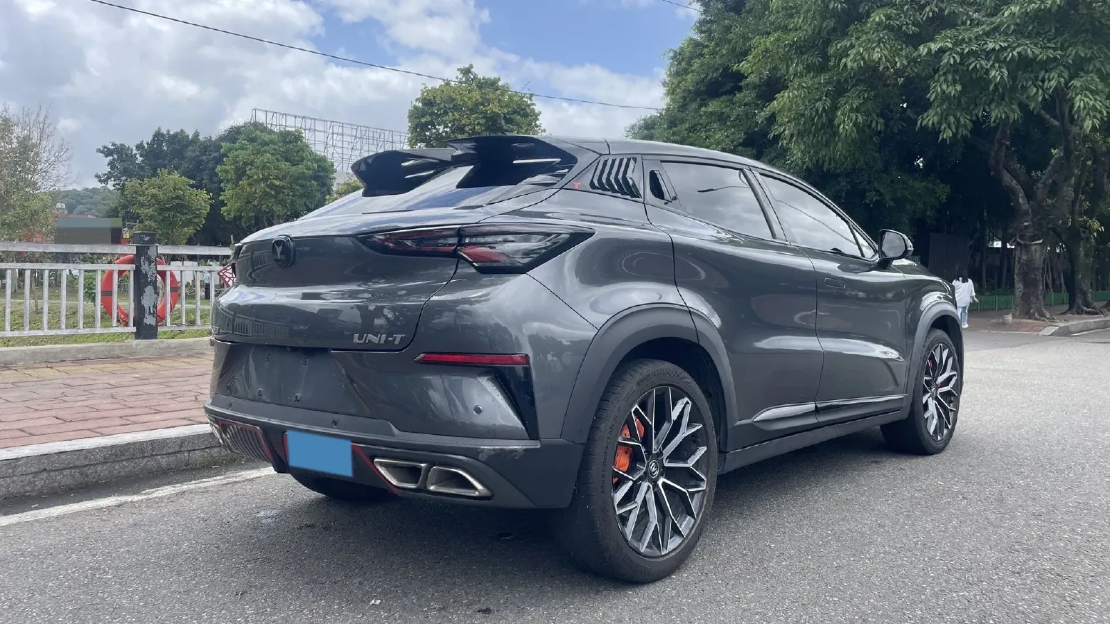 2020 ChangAn UNI-T 1.5T 180HP L4 7DCT,autocango,china used car exporter,china ev exporter,chinese used car exporter,chinese used ev exporter