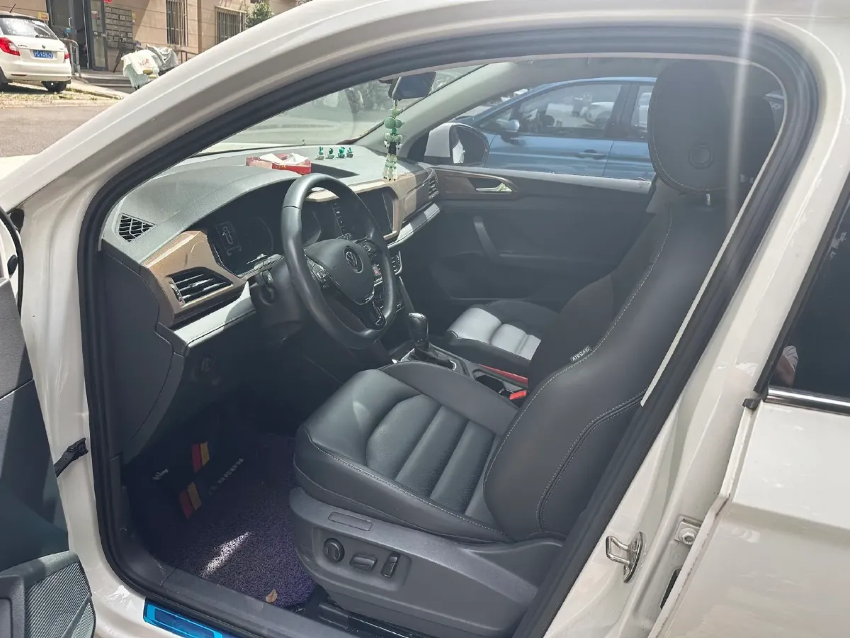 2021 Volkswagen Tharu 1.4T 150HP L4 7DCT,autocango,china used car exporter,china ev exporter,chinese used car exporter,chinese used ev exporter