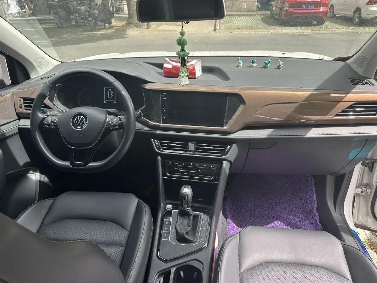2021 Volkswagen Tharu 1.4T 150HP L4 7DCT,autocango,china used car exporter,china ev exporter,chinese used car exporter,chinese used ev exporter