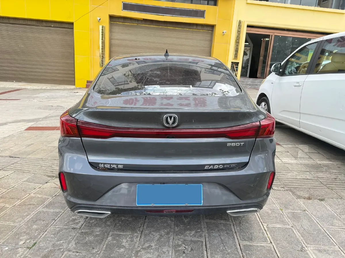 2022 ChangAn Eado 1.4T 160HP L4 7DCT,autocango,china used car exporter,china ev exporter,chinese used car exporter,chinese used ev exporter
