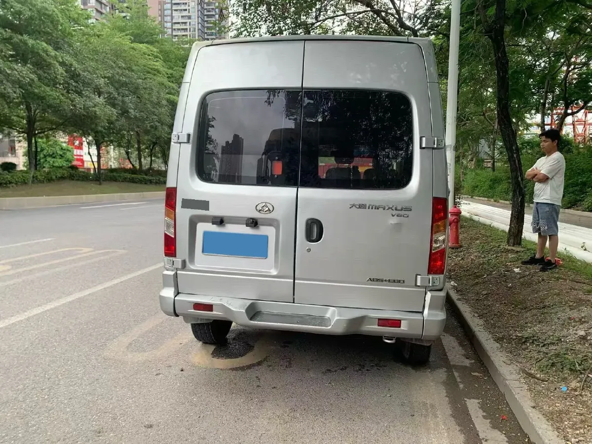 2013 MAXUS XinTu V80 2.5T 136HP L4 5MT,autocango,china used car exporter,china ev exporter,chinese used car exporter,chinese used ev exporter