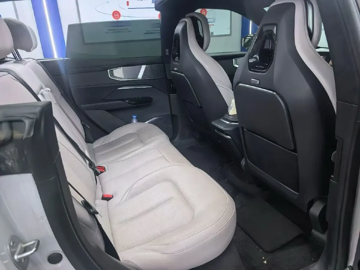 2023 HiPhi Y BEV 115KWH,autocango,china used car exporter,china ev exporter,chinese used car exporter,chinese used ev exporter