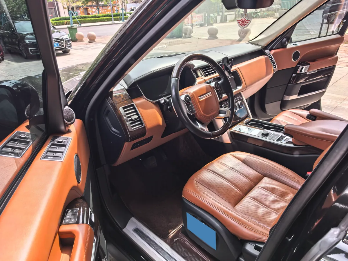 2016 Land Rover Range Rover Evoque 2.0T 241HP L4 9AT,autocango,china used car exporter,china ev exporter,chinese used car exporter,chinese used ev exporter