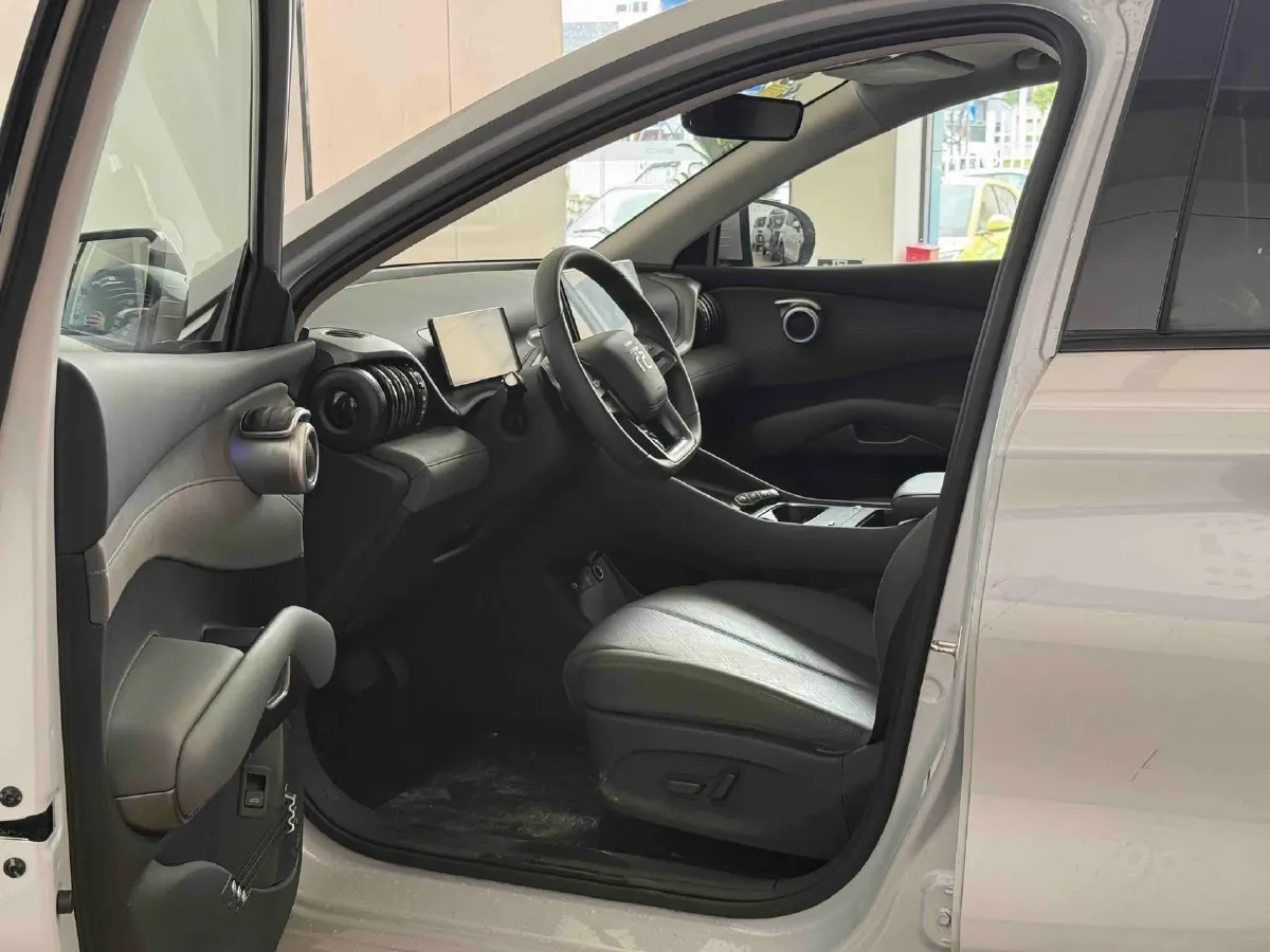 2025 BYD Yuan Plus BEV 60.48KWH,autocango,china used car exporter,china ev exporter,chinese used car exporter,chinese used ev exporter