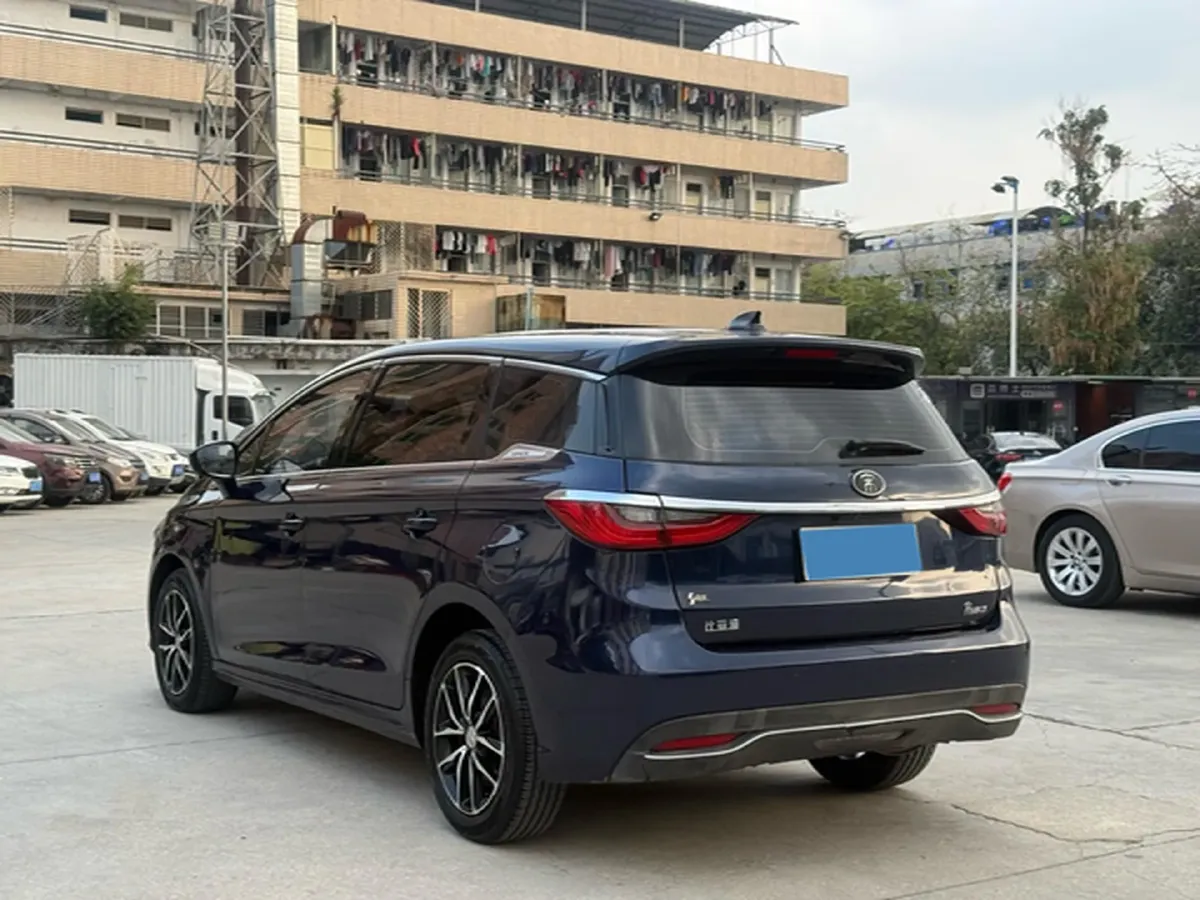 2017 BYD Song MAX 1.5T 154HP L4 6DCT,autocango,china used car exporter,china ev exporter,chinese used car exporter,chinese used ev exporter