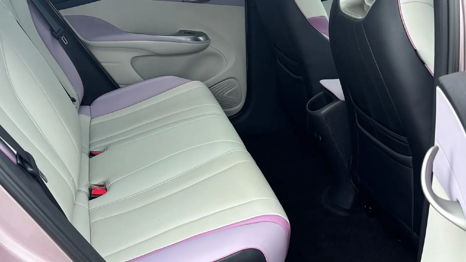 2021 Ford Escort 1.5L 122HP L3 6AT,autocango,china used car exporter,china ev exporter,chinese used car exporter,chinese used ev exporter