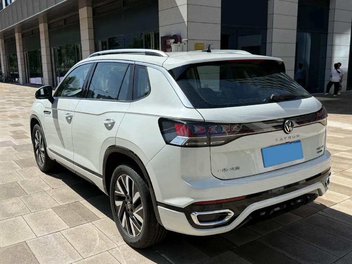 2023 Volkswagen Tayron 2.0T 220HP L4 7DCT,autocango,china used car exporter,china ev exporter,chinese used car exporter,chinese used ev exporter