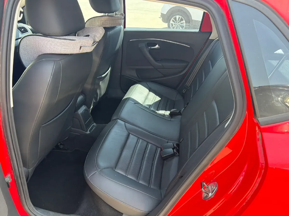 2016 Volkswagen Polo 1.6L 110HP L4 6AT,autocango,china used car exporter,china ev exporter,chinese used car exporter,chinese used ev exporter