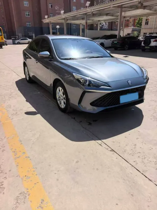 2023 Roewe i5 1.5L 129HP L4 CVT,autocango,china used car exporter,china ev exporter,chinese used car exporter,chinese used ev exporter