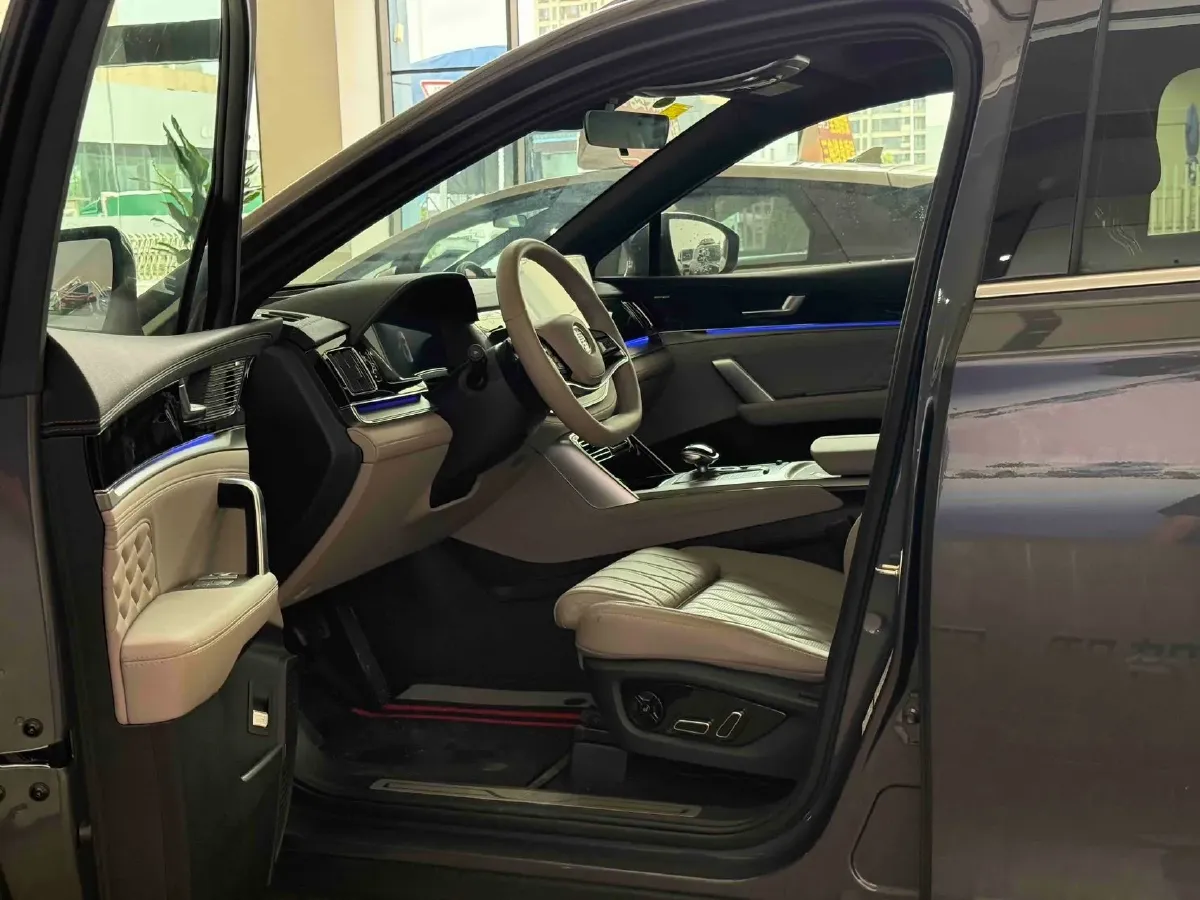 2025 BYD Tang 1.5T 156HP L4 E-CVT PHEV 21.504KWH,autocango,china used car exporter,china ev exporter,chinese used car exporter,chinese used ev exporter