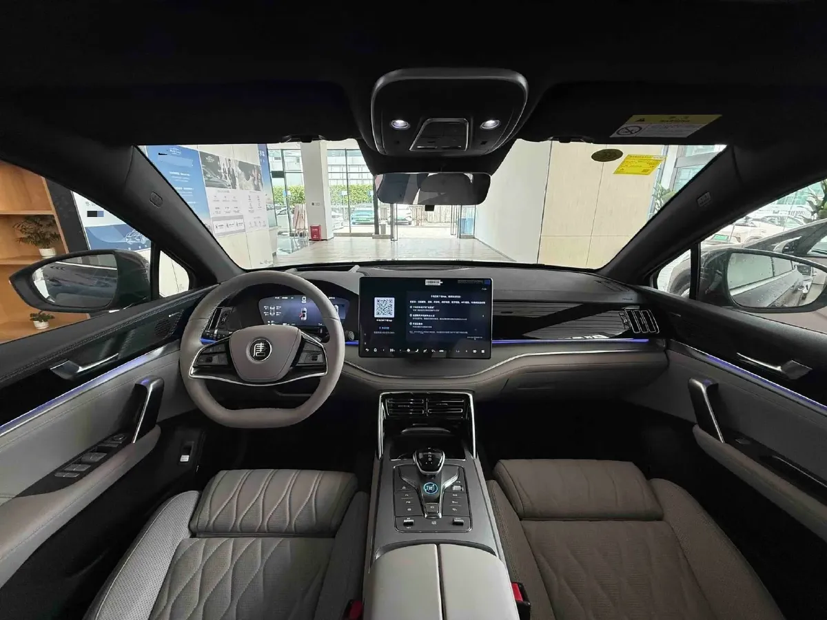 2025 BYD Tang 1.5T 156HP L4 E-CVT PHEV 21.504KWH,autocango,china used car exporter,china ev exporter,chinese used car exporter,chinese used ev exporter