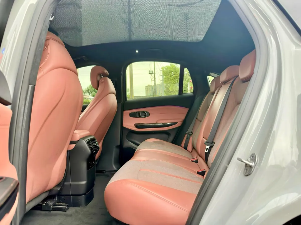 2020 NIO ES6 BEV 100KWH,autocango,china used car exporter,china ev exporter,chinese used car exporter,chinese used ev exporter