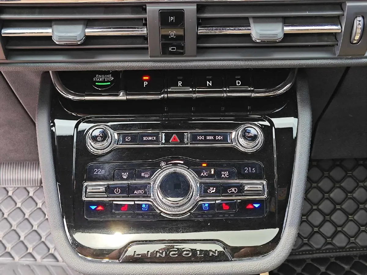 2020 Lexus CT 1.8L 99HP L4 E-CVT Hybrid,autocango,china used car exporter,china ev exporter,chinese used car exporter,chinese used ev exporter