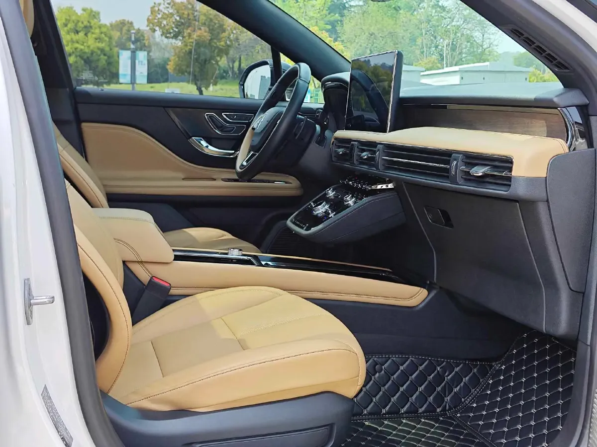 2020 Lexus CT 1.8L 99HP L4 E-CVT Hybrid,autocango,china used car exporter,china ev exporter,chinese used car exporter,chinese used ev exporter