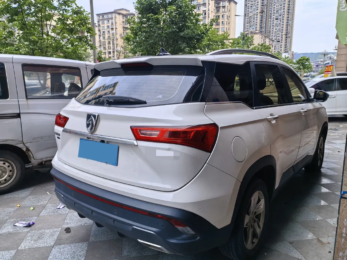 2019 BaoJun 530 1.5T 151HP L4 CVT,autocango,china used car exporter,china ev exporter,chinese used car exporter,chinese used ev exporter